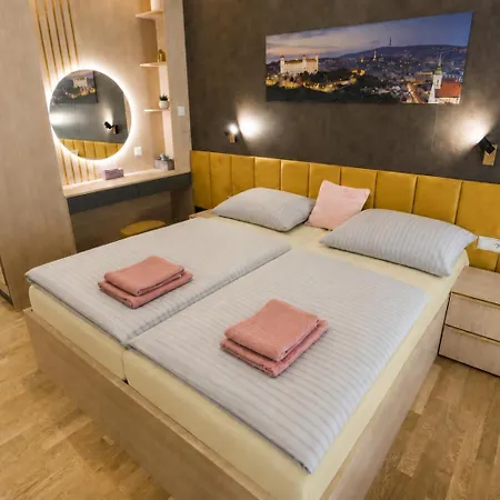 아파트 Business & Family Space In Downtown 브라티슬라바