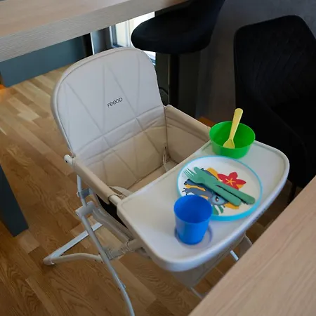 Business & Family Space In Downtown