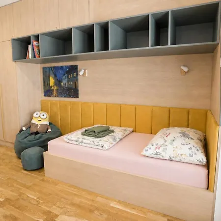 Business & Family Space In Downtown * 브라티슬라바
